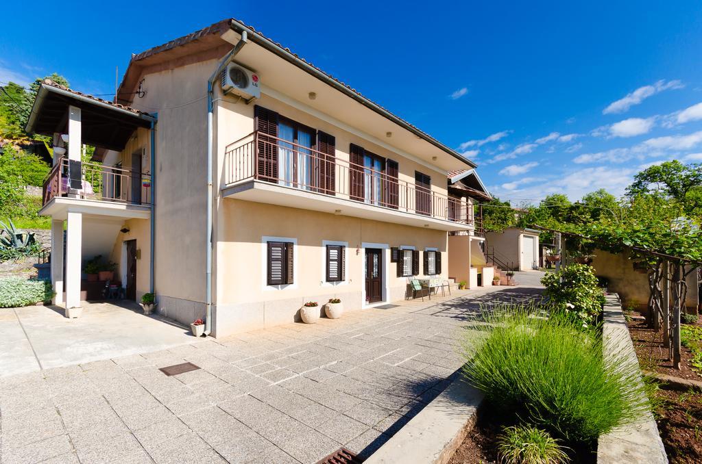 Apartments Ilinka Lovran Εξωτερικό φωτογραφία